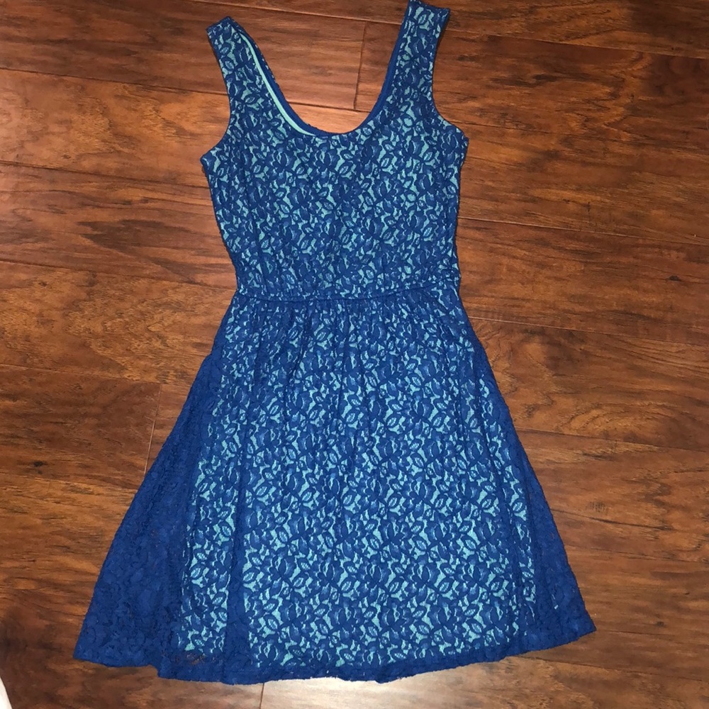 Lace dress